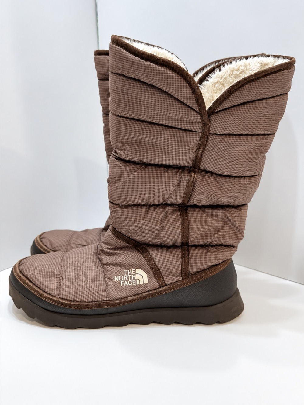 The North Face Women’s Brown Tall Quilted Winter Boots Size 8